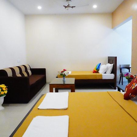 Hotel Vinayagam Residency Arcot Esterno foto