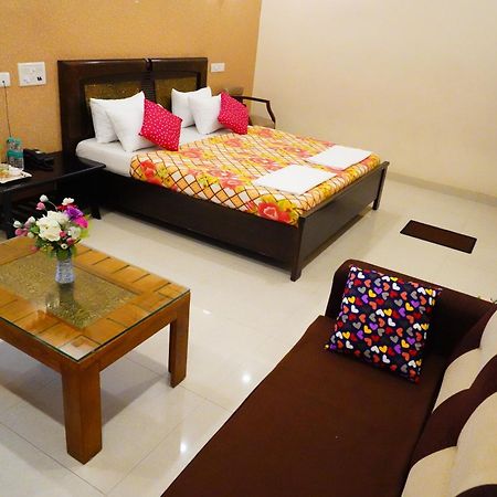 Hotel Vinayagam Residency Arcot Esterno foto