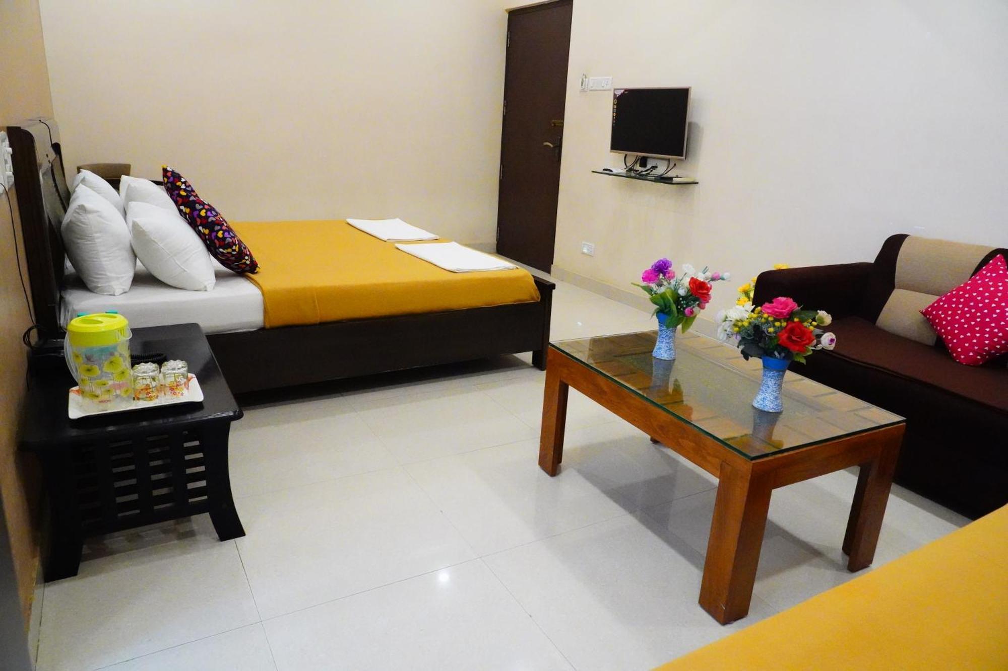 Hotel Vinayagam Residency Arcot Esterno foto
