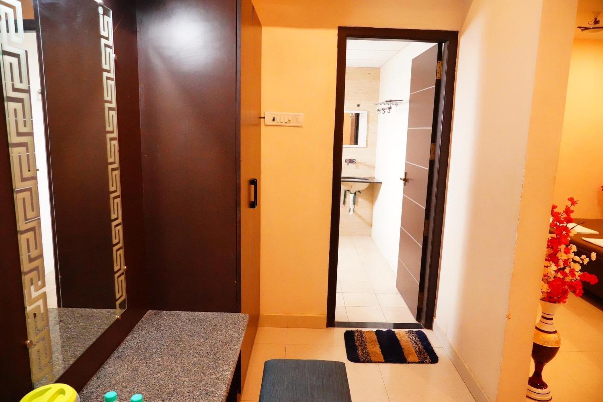 Hotel Vinayagam Residency Arcot Esterno foto