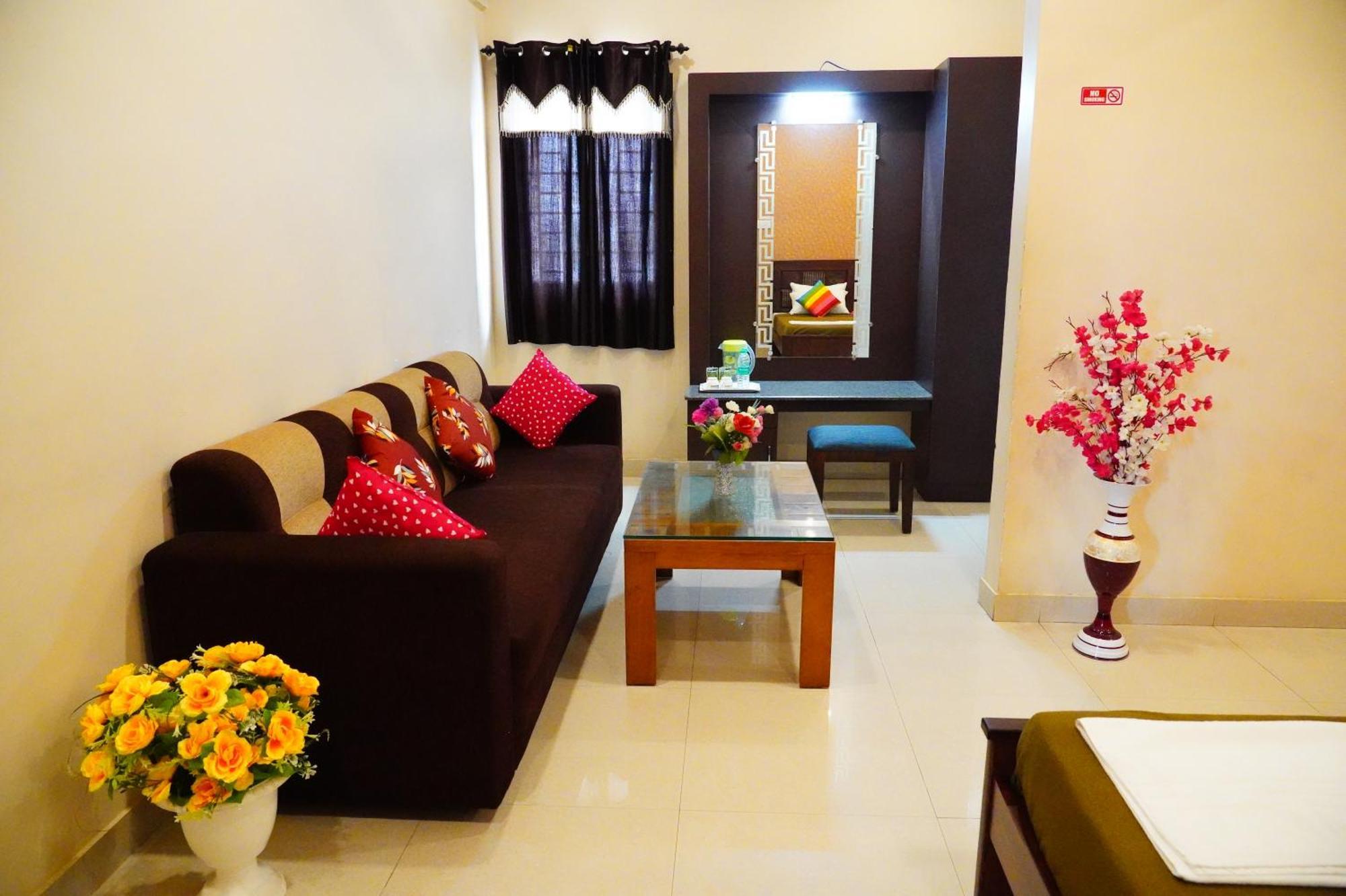 Hotel Vinayagam Residency Arcot Esterno foto