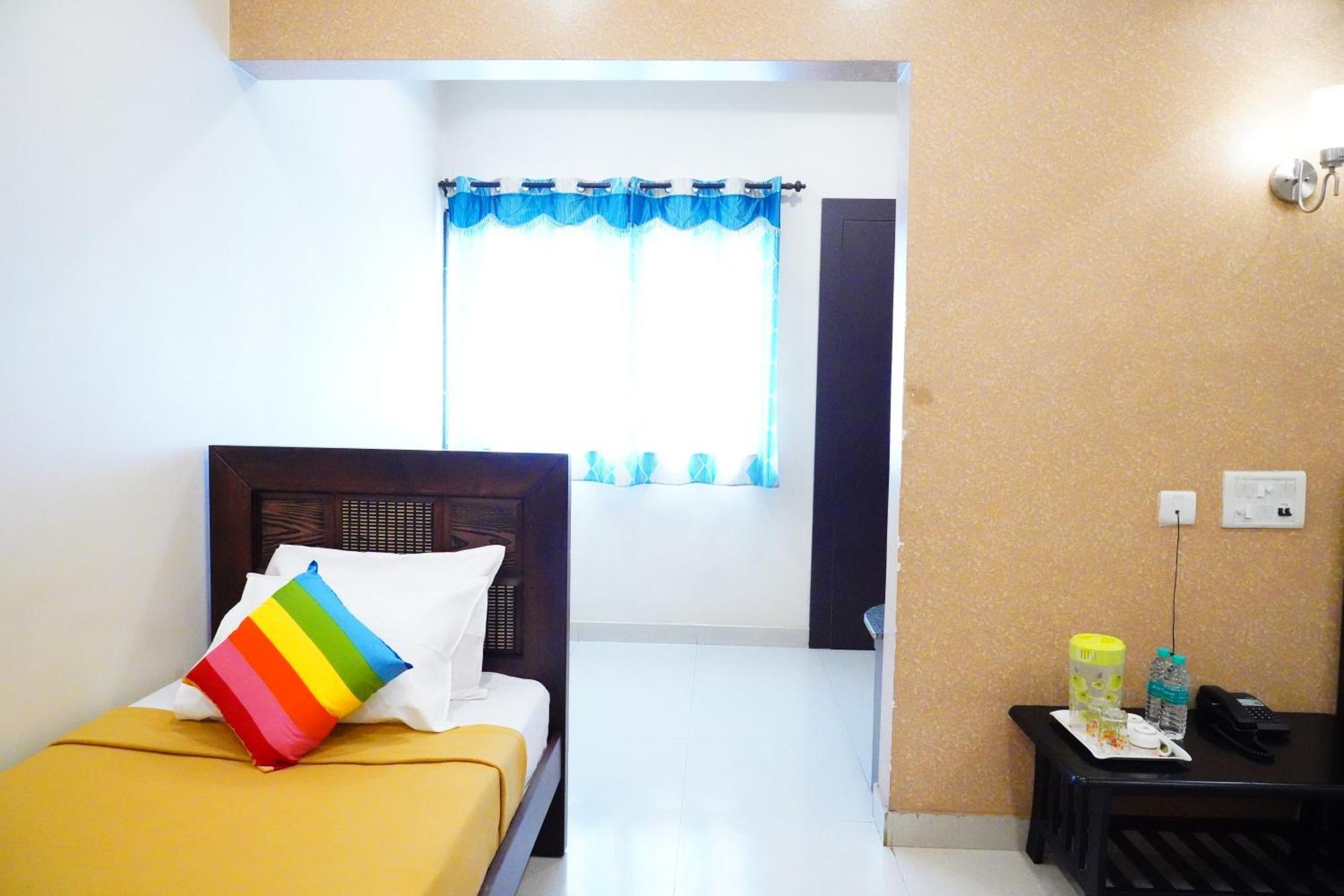Hotel Vinayagam Residency Arcot Esterno foto
