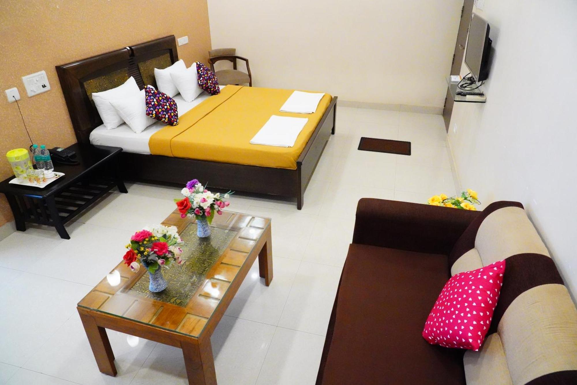 Hotel Vinayagam Residency Arcot Esterno foto